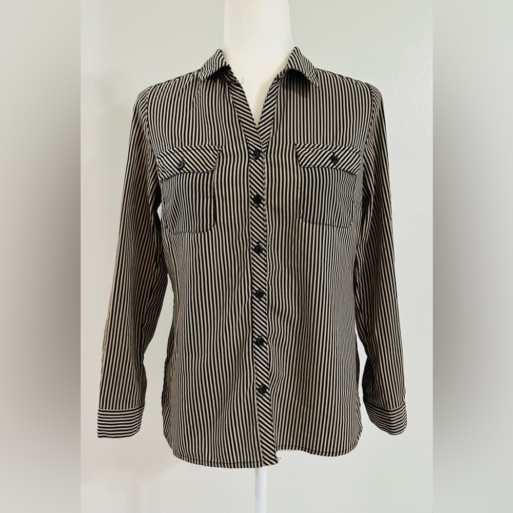 NY Collection Black and White Button Down Shirt - Medium Petite